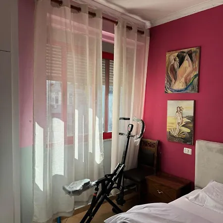Artist's Place Apartman Tirana