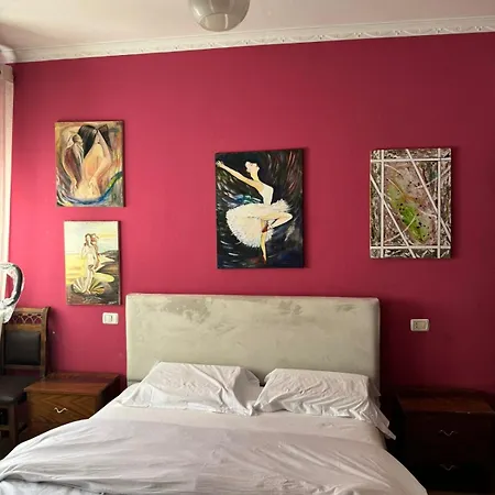 Artist's Place Apartman Tirana